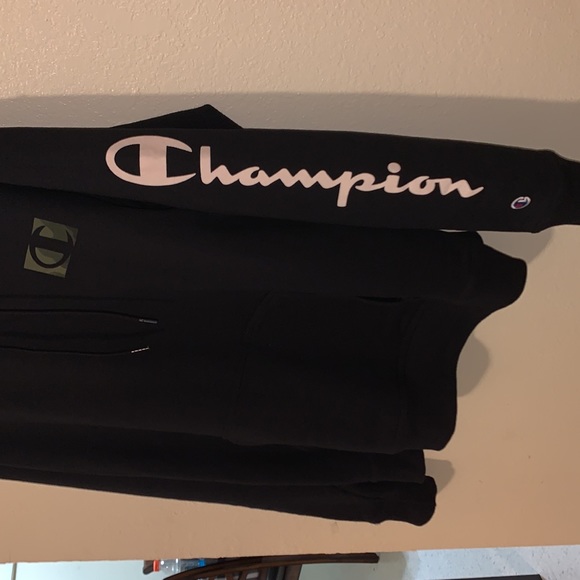 Champion pullover - Picture 4 of 5